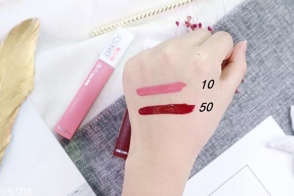 美寶蓮superstay唇釉怎么樣 熱吻也不脫色 美寶蓮superstay唇釉怎么樣 熱吻也不脫色