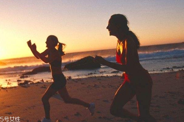 基礎(chǔ)代謝率怎么提高最快 5個習(xí)慣讓你吃不胖 基礎(chǔ)代謝率怎么提高最快 5個習(xí)慣讓你吃不胖