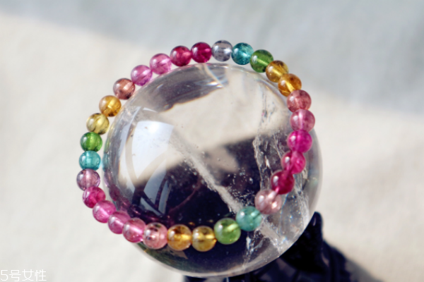 碧璽手鏈斷了寓意什么 不要過于迷信 碧璽手鏈斷了寓意什么 不要過于迷信