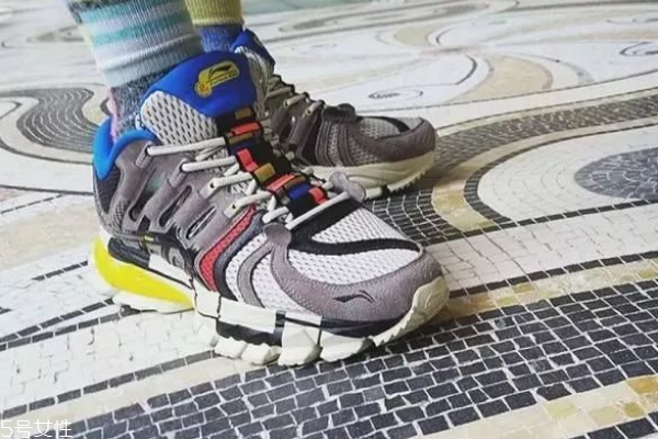 李寧烈駿ace價格 萬眾期待的走秀款 李寧烈駿ace價格 萬眾期待的走秀款