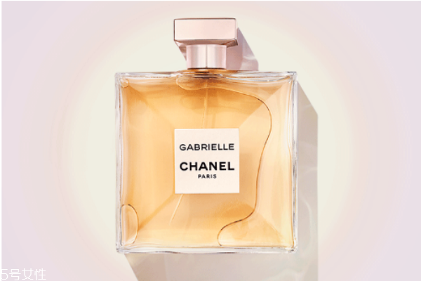 香水放了10年還能用嗎 存放時(shí)間長(zhǎng)短不一 香水放了10年還能用嗎 存放時(shí)間長(zhǎng)短不一