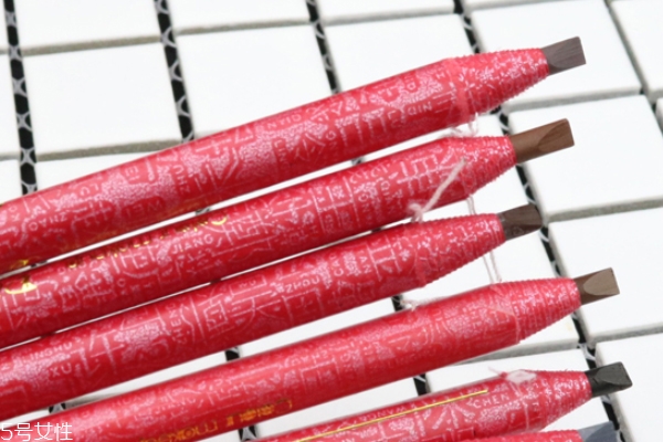 扁頭的眉筆是什么樣的 扁頭的眉筆是三角的嗎 扁頭的眉筆是什么樣的 扁頭的眉筆是三角的嗎