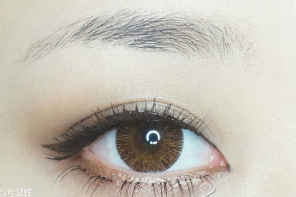 扁頭的眉筆是什么樣的 扁頭的眉筆是三角的嗎 扁頭的眉筆是什么樣的 扁頭的眉筆是三角的嗎