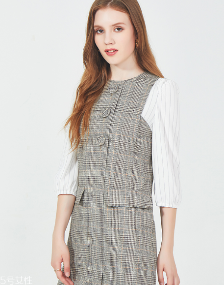 剛畢業(yè)女生上班穿什么 這三款職場(chǎng)必備 剛畢業(yè)女生上班穿什么 這三款職場(chǎng)必備