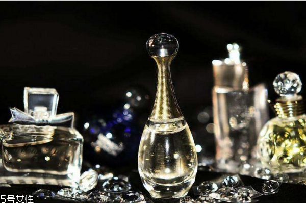 香水對孕婦的有危害嗎 香水對孕婦的危害 香水對孕婦的有危害嗎 香水對孕婦的危害