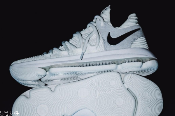 耐克kd10斷管了還可以穿嗎 實(shí)戰(zhàn)有影響 耐克kd10斷管了還可以穿嗎 實(shí)戰(zhàn)有影響