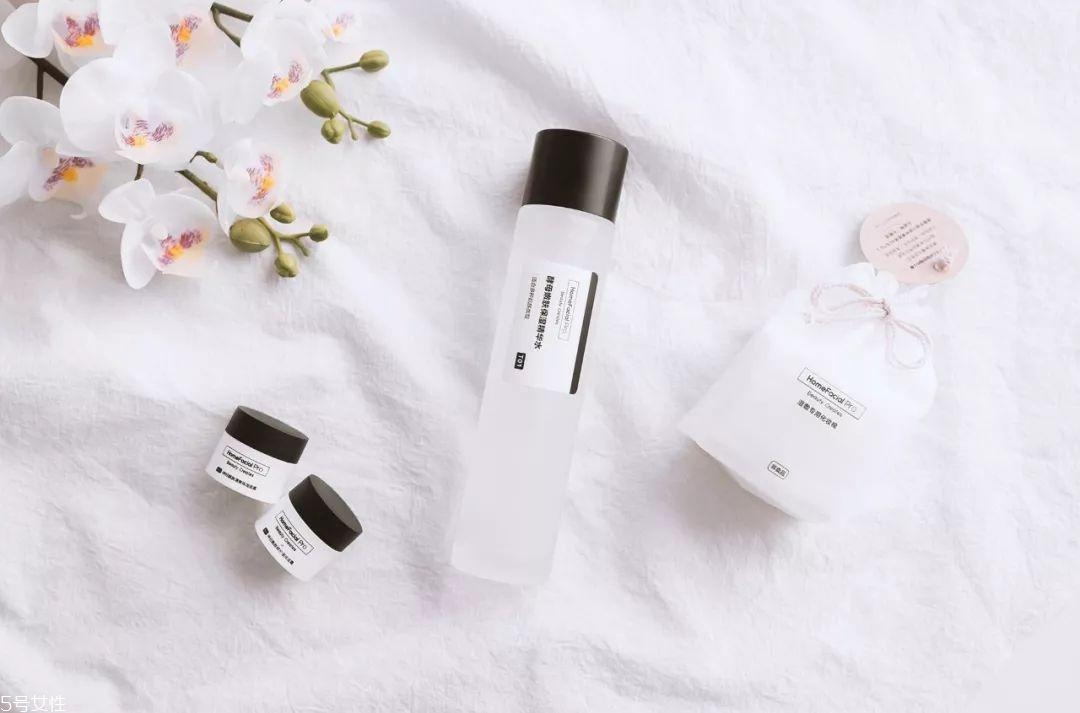 水乳怎么選 4個(gè)方法買水乳不再犯難 水乳怎么選 4個(gè)方法買水乳不再犯難