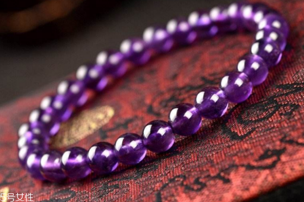 紫水晶手鏈佩戴禁忌 這些都要當心 紫水晶手鏈佩戴禁忌 這些都要當心