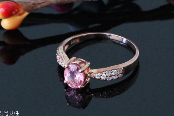 碧璽戒指有收藏價值嗎 要看具體品種 碧璽戒指有收藏價值嗎 要看具體品種