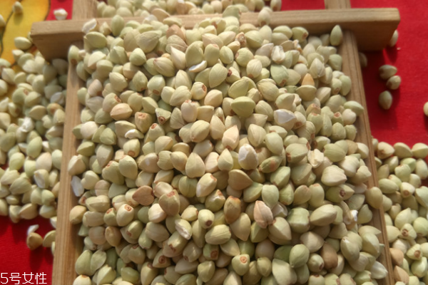 蕎麥會(huì)上火嗎 蕎麥能下火 蕎麥會(huì)上火嗎 蕎麥能下火