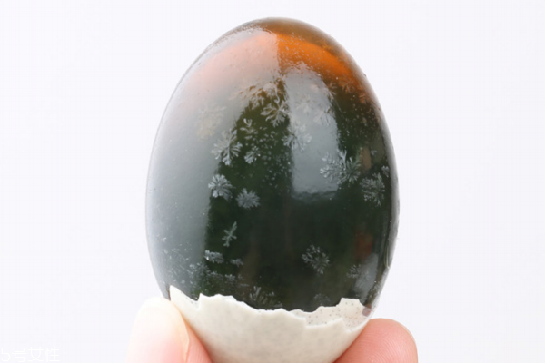 皮蛋為什么是苦的 因?yàn)檫@個(gè)原因 皮蛋為什么是苦的 因?yàn)檫@個(gè)原因