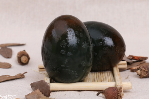 皮蛋有保質(zhì)期嗎 必須有保質(zhì)期 皮蛋有保質(zhì)期嗎 必須有保質(zhì)期