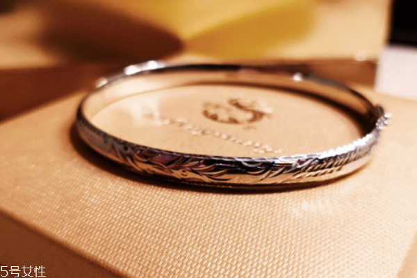 鉑金手鐲有什么好處 這些作用不能忽視 鉑金手鐲有什么好處 這些作用不能忽視
