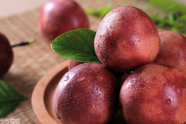 百香果沒有蜂蜜怎么吃 推薦直接吃 百香果沒有蜂蜜怎么吃 推薦直接吃