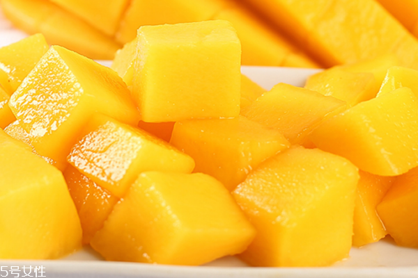 芒果為什么會(huì)過敏 因?yàn)檫@些物質(zhì) 芒果為什么會(huì)過敏 因?yàn)檫@些物質(zhì)