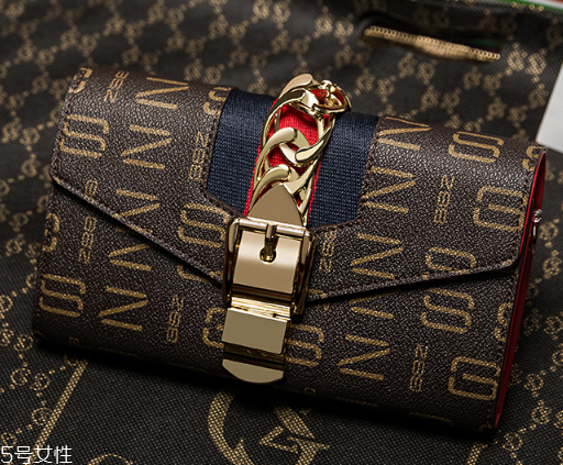 秋天適合背什么包 這三款超百搭 秋天適合背什么包 這三款超百搭