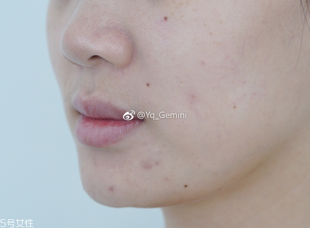 悅詩風(fēng)吟小白管怎么用 悅詩風(fēng)吟小白管使用方法 悅詩風(fēng)吟小白管怎么用 悅詩風(fēng)吟小白管使用方法