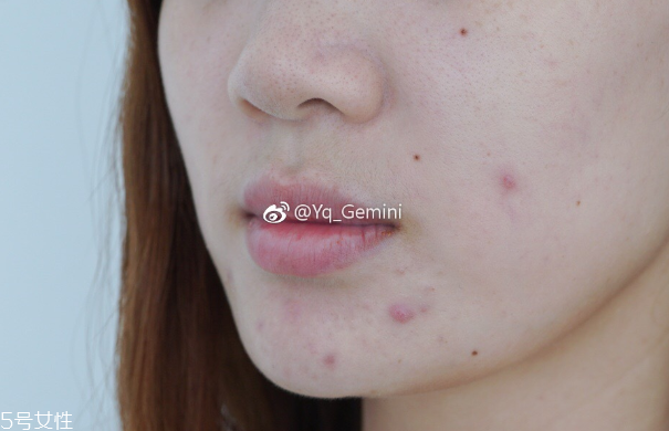 悅詩風(fēng)吟小白管怎么用 悅詩風(fēng)吟小白管使用方法 悅詩風(fēng)吟小白管怎么用 悅詩風(fēng)吟小白管使用方法