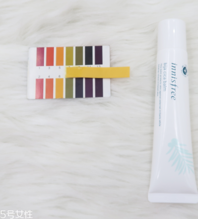 悅詩風(fēng)吟小白管怎么用 悅詩風(fēng)吟小白管使用方法 悅詩風(fēng)吟小白管怎么用 悅詩風(fēng)吟小白管使用方法