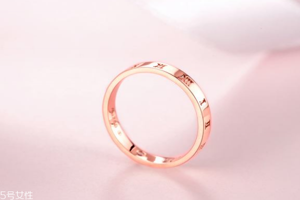 k金戒指發(fā)黃了怎么辦 要定期清洗 k金戒指發(fā)黃了怎么辦 要定期清洗