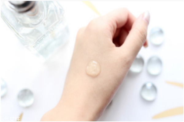 倩碧透明黃油好用嗎 倩碧透明黃油使用評測 倩碧透明黃油好用嗎 倩碧透明黃油使用評測