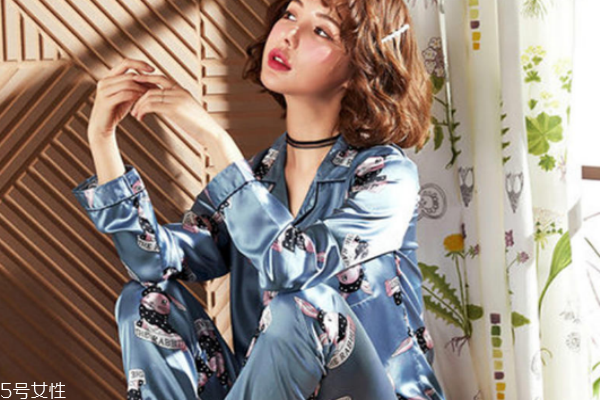今年流行什么家居服 在家也要有新意 今年流行什么家居服 在家也要有新意