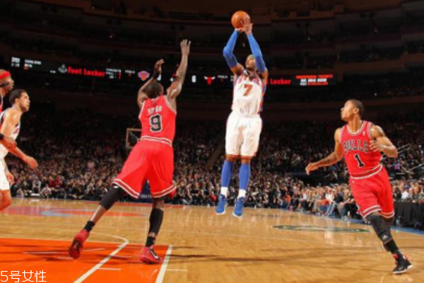 中鋒適合穿什么籃球鞋 學會選擇適合自己的 中鋒適合穿什么籃球鞋 學會選擇適合自己的