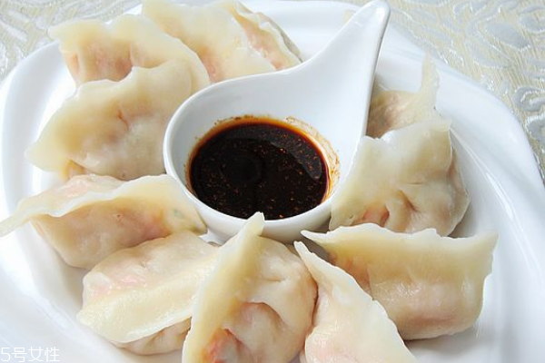 餃子為什么煮不熟 因為這些原因 餃子為什么煮不熟 因為這些原因