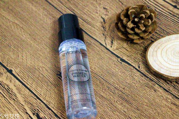 干皮怎么定妝 3步驟讓妝容持久妥帖 干皮怎么定妝 3步驟讓妝容持久妥帖