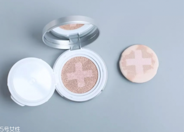 氣墊粉底哪個(gè)好用 超好用的氣墊粉底推薦 氣墊粉底哪個(gè)好用 超好用的氣墊粉底推薦