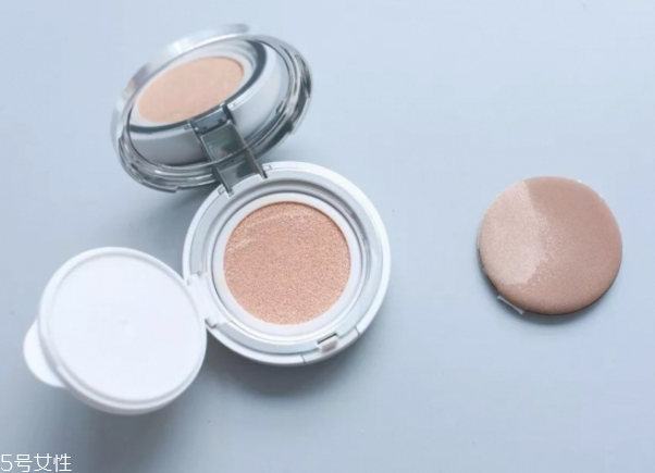 氣墊粉底哪個(gè)好用 超好用的氣墊粉底推薦 氣墊粉底哪個(gè)好用 超好用的氣墊粉底推薦