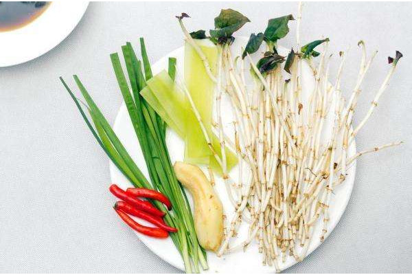 折耳根不能和什么一起吃？折耳根食用好處多