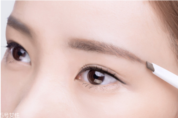 砍刀眉筆怎么好上色 砍刀眉筆不上色原因 砍刀眉筆怎么好上色 砍刀眉筆不上色原因