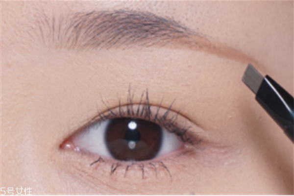 砍刀眉筆怎么好上色 砍刀眉筆不上色原因 砍刀眉筆怎么好上色 砍刀眉筆不上色原因