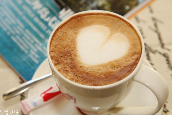 咖啡為什么利尿 因為這個物質(zhì) 咖啡為什么利尿 因為這個物質(zhì)