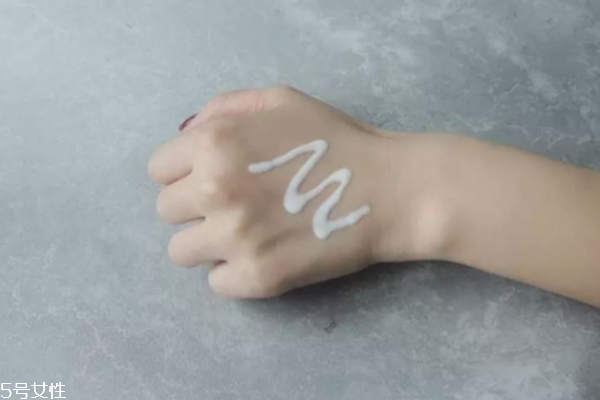 安耐曬aqua booster是什么意思 安耐曬aqua booster 安耐曬aqua booster是什么意思 安耐曬aqua booster