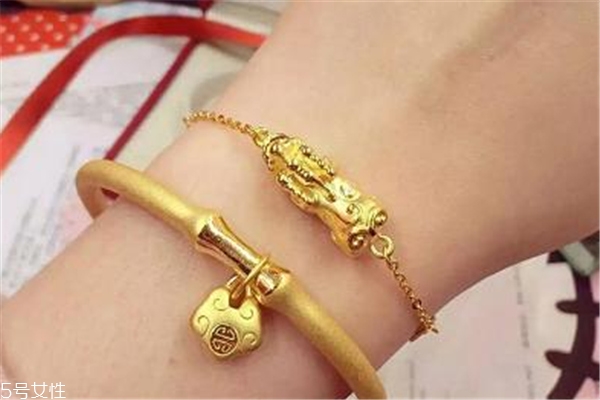 黃金手鐲什么品牌好 選擇這些大品牌 黃金手鐲什么品牌好 選擇這些大品牌