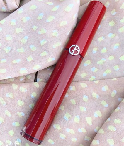 阿瑪尼紅管400多少錢 阿瑪尼紅管400唇釉顏色 阿瑪尼紅管400多少錢 阿瑪尼紅管400唇釉顏色