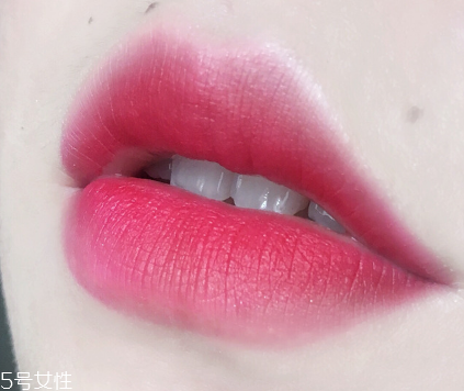 阿瑪尼紅管400適合黃皮嗎 最顯白的正紅色 阿瑪尼紅管400適合黃皮嗎 最顯白的正紅色