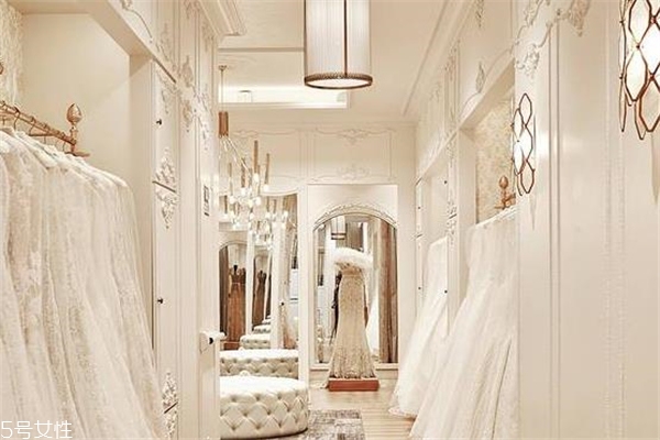 pronovias是什么牌子 西班牙頂級婚紗品牌 pronovias是什么牌子 西班牙頂級婚紗品牌