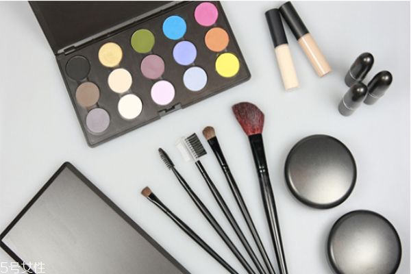 開封的化妝品怎樣保存 這樣保存更持久 開封的化妝品怎樣保存 這樣保存更持久