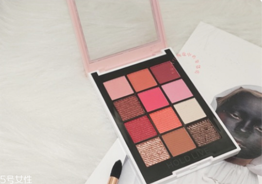 適合學(xué)生黨的眼影有哪些 學(xué)生黨眼影推薦 適合學(xué)生黨的眼影有哪些 學(xué)生黨眼影推薦