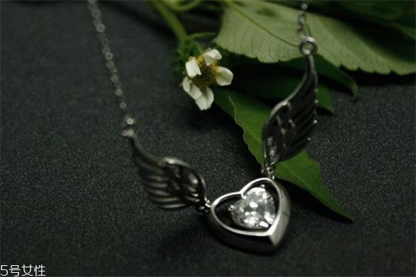 銀項(xiàng)鏈斷了能不能接好 大部分可以維修 銀項(xiàng)鏈斷了能不能接好 大部分可以維修