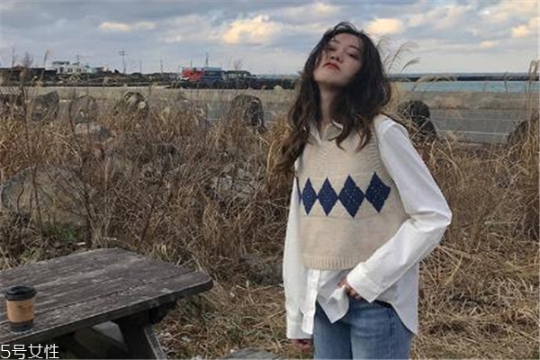 學(xué)院風(fēng)穿搭圖片 還原青春少女時代 學(xué)院風(fēng)穿搭圖片 還原青春少女時代