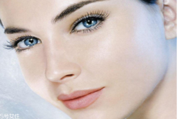 痘痘肌膚怎么化妝 還你無暇美肌 痘痘肌膚怎么化妝 還你無暇美肌