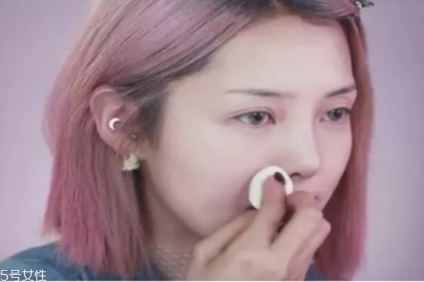 痘痘肌膚怎么化妝 還你無暇美肌 痘痘肌膚怎么化妝 還你無暇美肌