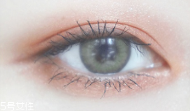 情人節(jié)化什么眼妝 約會(huì)眼妝畫法 情人節(jié)化什么眼妝 約會(huì)眼妝畫法