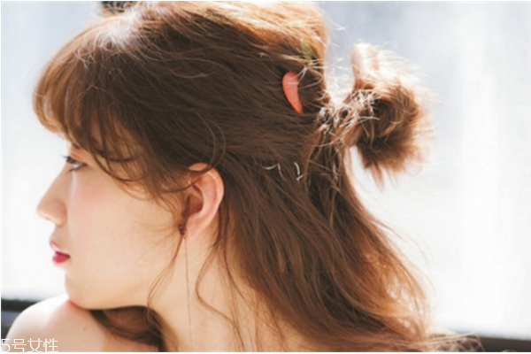 化妝品過敏臉為什么腫 化妝品過敏臉部癥狀 化妝品過敏臉為什么腫 化妝品過敏臉部癥狀