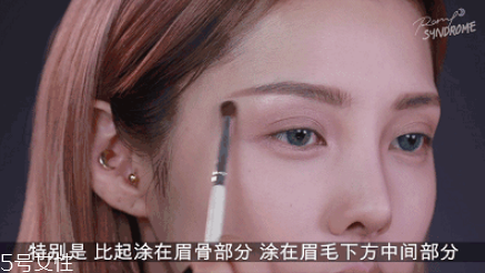 韓國清純妝容的畫法 清純妝容教程 韓國清純妝容的畫法 清純妝容教程