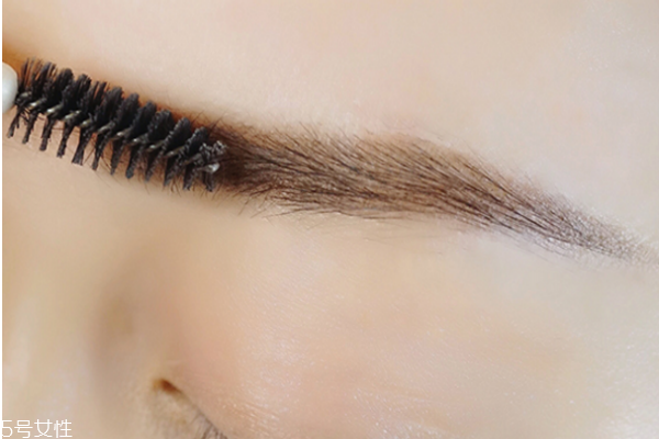 星空妝怎么化 星空妝容教程 星空妝怎么化 星空妝容教程